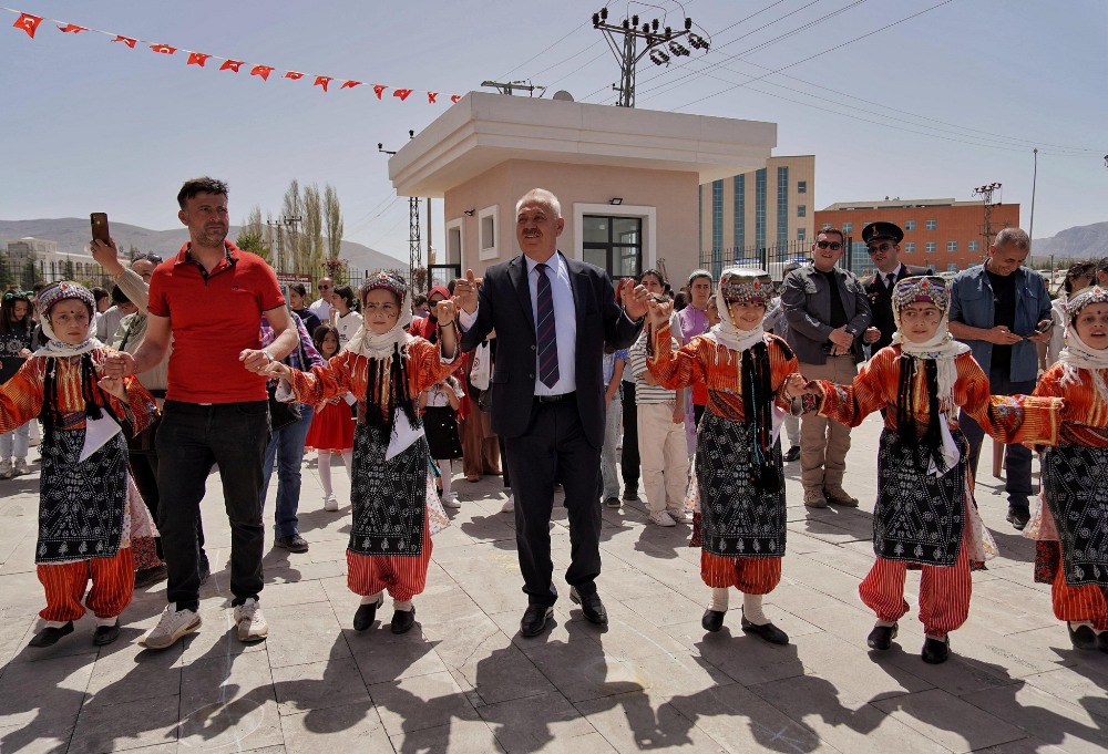23 Nisan Ulusal Egemenlik ve Çocuk Bayramı Kutlama Etkinlikleri